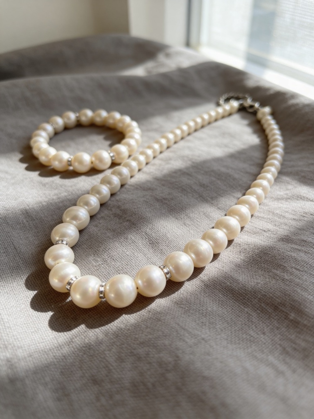 Classic Ivory Faux Pearl Necklace and Bracelet Set - Timeless Women's Jewelry